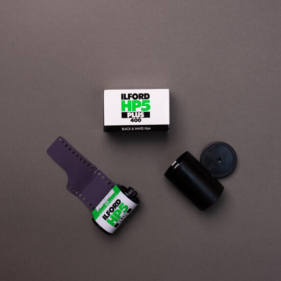 35mm melnbaltās foto filmiņas