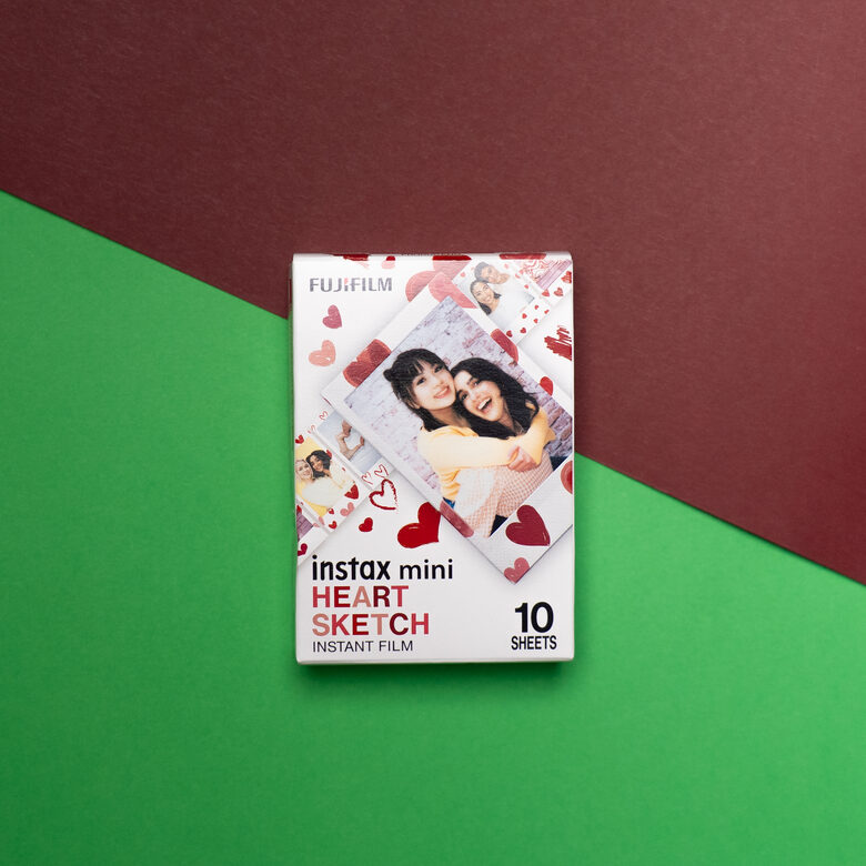 Momentfoto filmiņa Fujifilm Instax Mini Heart Sketch Instant 10x1