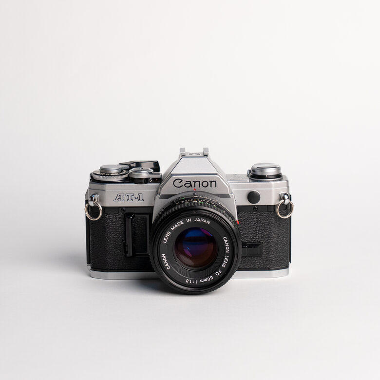 Canon AT-1 SILVER + 50mm f/1.8
