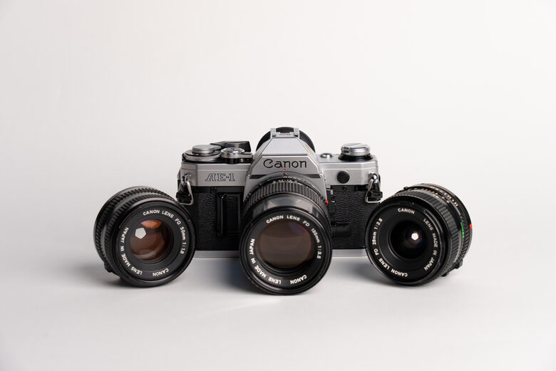 Canon AE-1 SILVER + 3 objektīvi