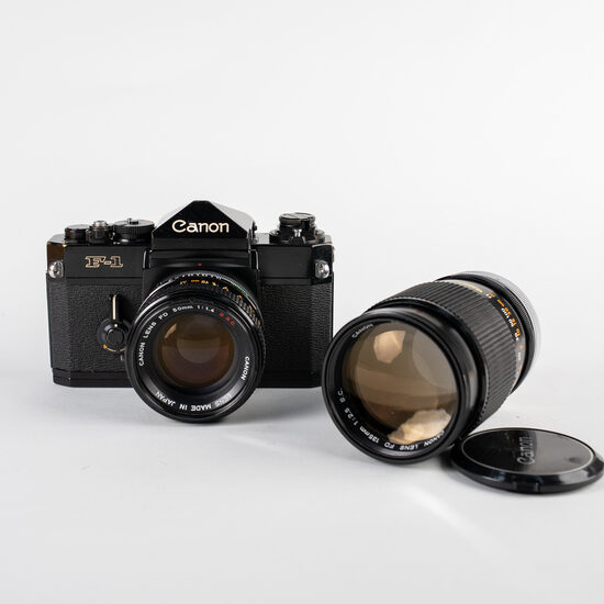 Canon F-1 + divi objektīvi
