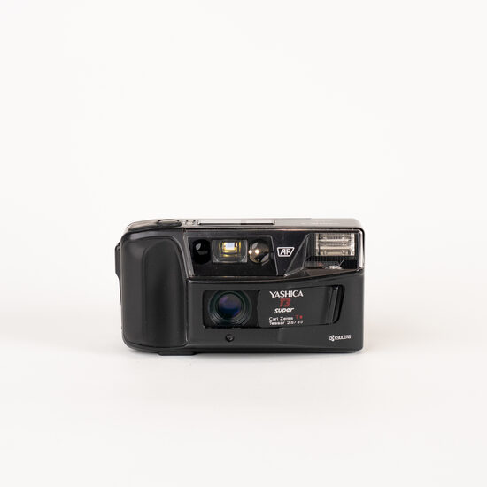 Yashica T3 Super *C*