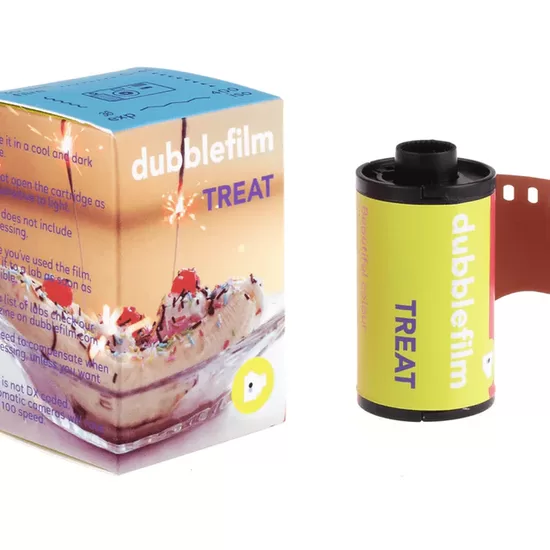 35mm krāsainā filmiņa dubblefilm TREAT 400/36