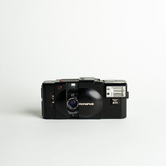 Olympus XA2 +A11 zibspuldze
